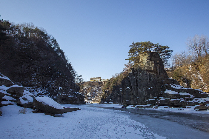 고석정